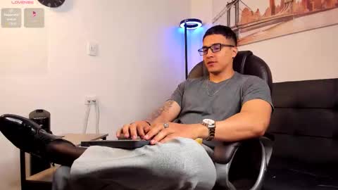 Dash online show from 22, 12, 2025