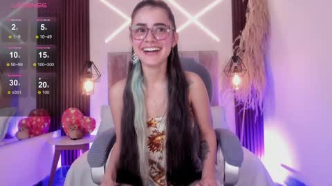 Snapshot of dasha_rodriguez chatting on 13, 5, 2026 dasha_rodriguez online show from 13, 5, 2026