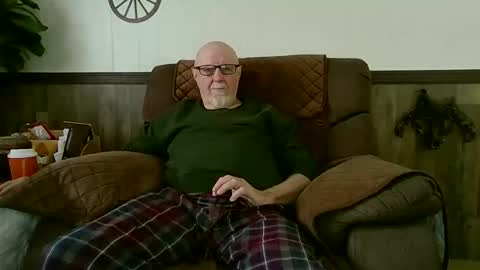 dave571960 online show from 2, 4, 2026