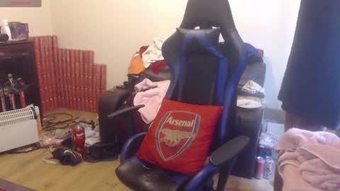 Snapshot of daver281197 chatting on 12, 12, 2024 dave online show from 12, 12, 2024