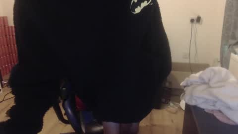 Snapshot of daver281197 chatting on 14, 2, 2025 dave online show from 14, 2, 2025