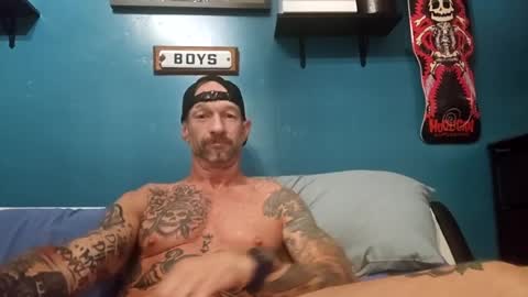 Snapshot of daveyjones0077 chatting on 8, 7, 2026 Davey Jones online show from 8, 7, 2026