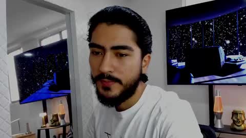 Hey im David that loves to explore and speak their fantasies. Very open talktative and nice. Feel free to chat with me online show from 27, 1, 2025