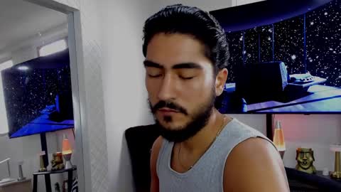 Hey im David that loves to explore and speak their fantasies. Very open talktative and nice. Feel free to chat with me online show from 28, 1, 2025