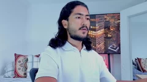 Hey im David that loves to explore and speak their fantasies. Very open talktative and nice. Feel free to chat with me online show from 1, 2, 2026