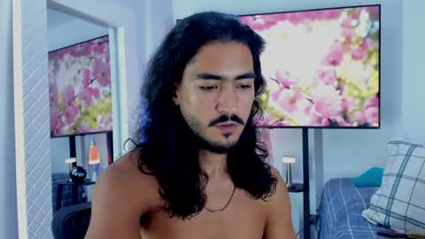 Snapshot of david_johnson372 chatting on 27, 6, 2026 Hey im David that loves to explore and speak their fantasies. Very open talktative and nice. Feel free to chat with me online show from 27, 6, 2026