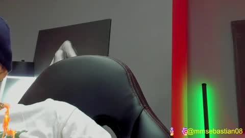 Snapshot of david_jons7 chatting on 28, 5, 2026 David Jons online show from 28, 5, 2026