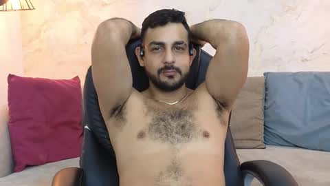 JF oliveira online show from 9, 9, 2025