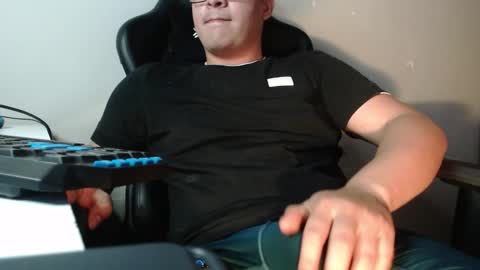 Snapshot of david_smit_ chatting on 18, 12, 2025 david smit online show from 18, 12, 2025