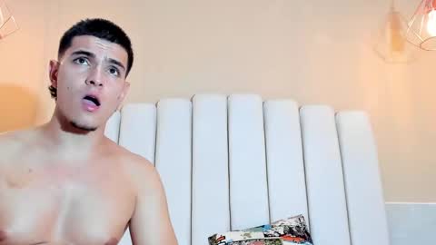 david_victoriaa online show from 8, 1, 2025