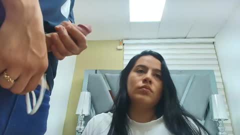 Snapshot of david_victoriaa chatting on 9, 5, 2026 david_victoriaa online show from 9, 5, 2026