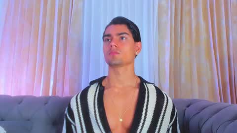 Snapshot of davidaponte017 chatting on 7, 3, 2025 davidaponte online show from 7, 3, 2025