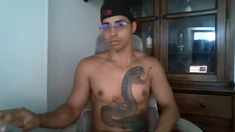 Snapshot of davidtresh5 chatting on 5, 7, 2026 Davidtresh5 online show from 5, 7, 2026