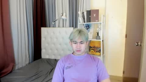 Snapshot of davincihugecock chatting on 13, 4, 2026 daniel online show from 13, 4, 2026