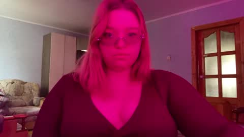 Snapshot of dawn_wilson chatting on 19, 5, 2026 Dawn online show from 19, 5, 2026