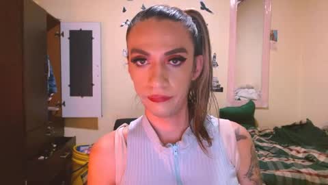 Snapshot of dayanna_01_ chatting on 16, 5, 2026 dayanna_01_ online show from 16, 5, 2026