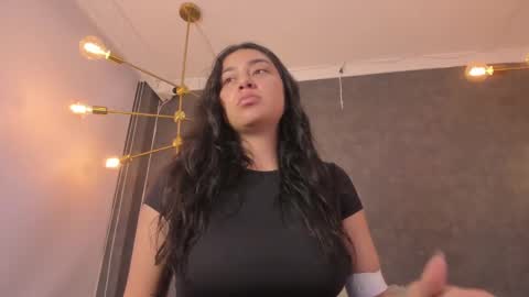 DAYRA ANGELS online show from 7, 11, 2025