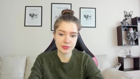 Snapshot of dazdrasmigdasue chatting on 11, 1, 2025 dazdrasmigdasue online show from 11, 1, 2025