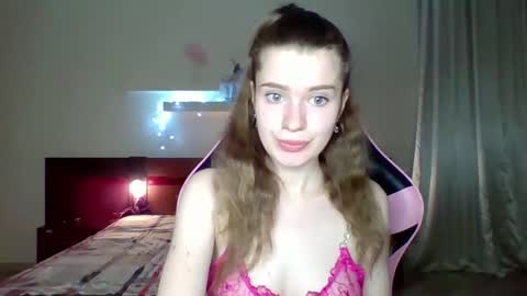 Snapshot of dazdrasmigdasue chatting on 26, 1, 2025 dazdrasmigdasue online show from 26, 1, 2025