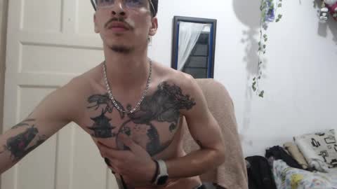 Snapshot of dazzayyy chatting on 28, 4, 2026 dazzayy online show from 28, 4, 2026