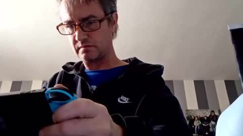 Dazzill online show from 15, 1, 2025