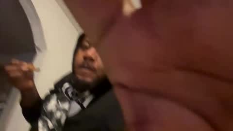 dbdre17 online show from 4, 12, 2025