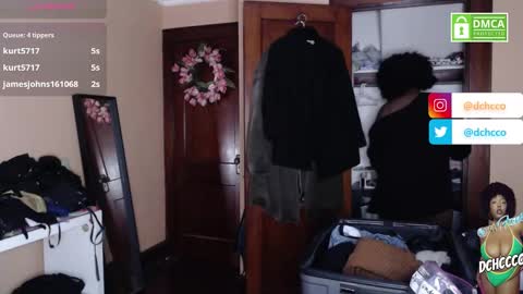 Snapshot of dchcco chatting on 4, 12, 2024 Duchess Coco - Coco Puffs online show from 4, 12, 2024