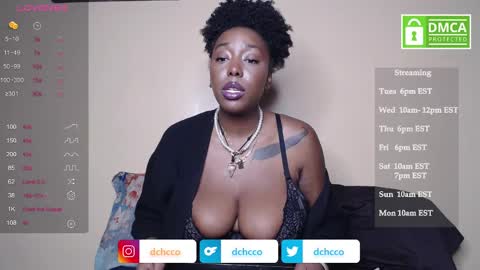 Snapshot of dchcco chatting on 4, 11, 2025 Duchess Coco - Coco Puffs online show from 4, 11, 2025