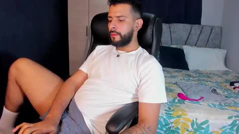 dcollins_ online show from 25, 10, 2025