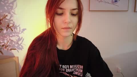 Snapshot of dead_girll chatting on 8, 5, 2026 freak online show from 8, 5, 2026