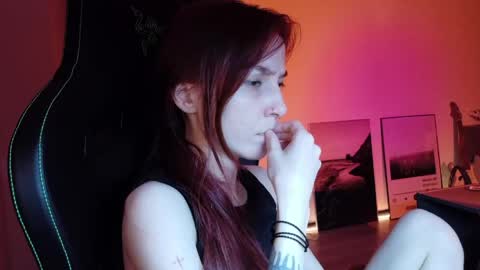 Snapshot of dead_girll chatting on 2, 6, 2026 freak online show from 2, 6, 2026