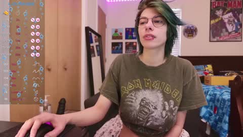 Snapshot of deadratsoup chatting on 23, 1, 2025 Rat online show from 23, 1, 2025