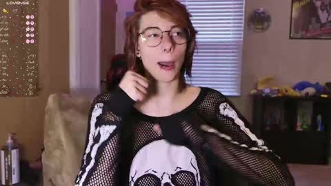 Snapshot of deadratsoup chatting on 2, 10, 2025 Rat online show from 2, 10, 2025