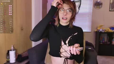 Snapshot of deadratsoup chatting on 15, 10, 2025 Rat online show from 15, 10, 2025