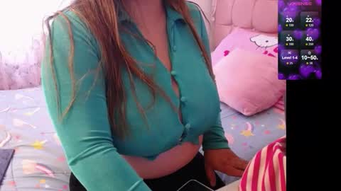 Snapshot of debie_lehee chatting on 12, 2, 2025 Victoria online show from 12, 2, 2025