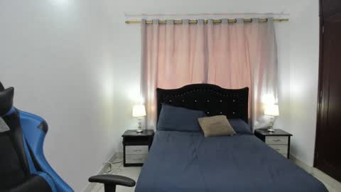  Dbora  online show from 8, 3, 2025