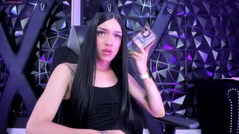 DeboraCooper online show from 6, 5, 2026