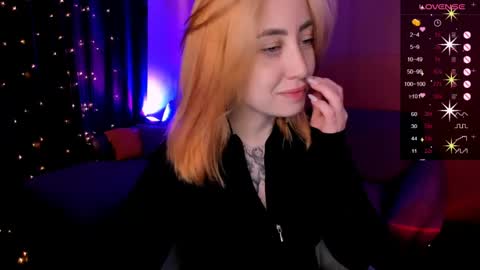 Snapshot of deborah_moore chatting on 7, 6, 2026 Debora online show from 7, 6, 2026