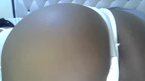 deechic_2 online show from 13, 11, 2025