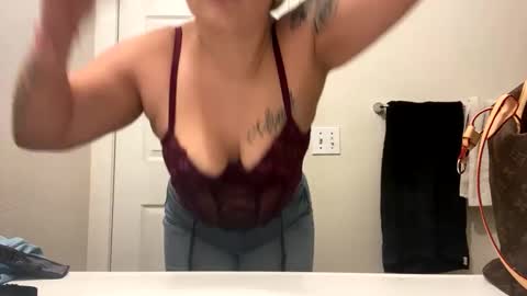 Camila Palacios online show from 30, 1, 2025