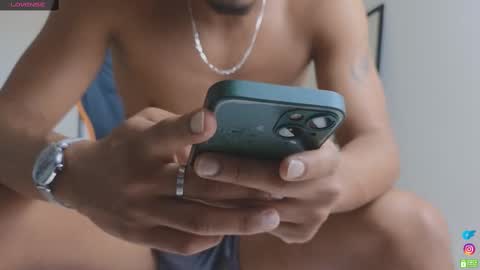 Snapshot of deen_salvatore chatting on 6, 11, 2025 deen_salvatore online show from 6, 11, 2025