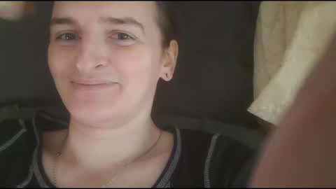 deep_hole_girl online show from 14, 5, 2026