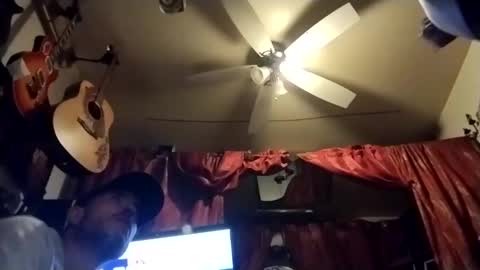 nik and cherry online show from 22, 12, 2024