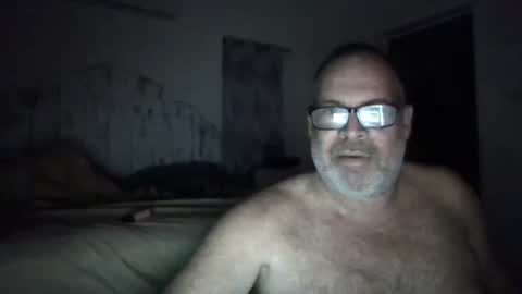 Snapshot of deepdiveme chatting on 4, 1, 2025 deepdiveme online show from 4, 1, 2025