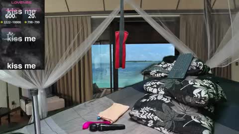 Deeply  Asian style...  Nice to meet you   thumb up me please help us. online show from 27, 10, 2025