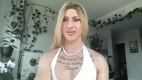 Snapshot of deesonders997 chatting on 15, 5, 2026 deesonders997 online show from 15, 5, 2026