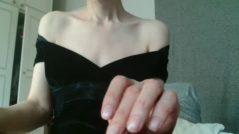 Snapshot of deessedivine chatting on 4, 10, 2025 KamiDevi online show from 4, 10, 2025