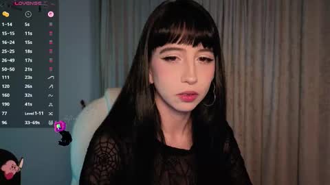 Stephanie.e  online show from 26, 11, 2025