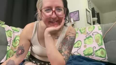 Snapshot of degeneratealiceof chatting on 8, 10, 2025 degeneratealiceof online show from 8, 10, 2025