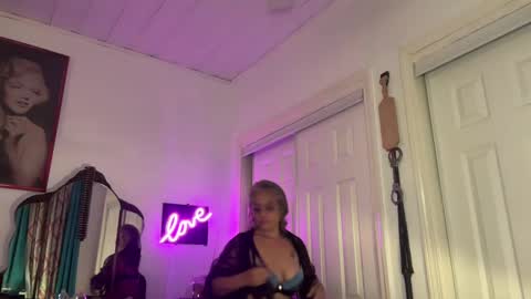 Tori online show from 25, 9, 2025